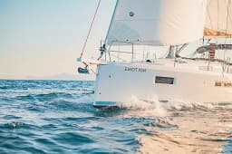 Sun Odyssey 410 in Lavrion Main Port thumbnail 11