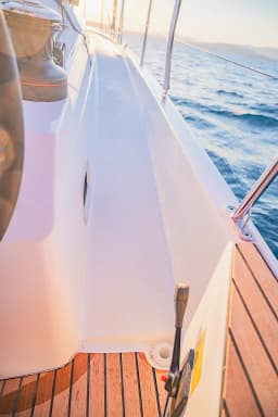 Sun Odyssey 410 in Lavrion Main Port thumbnail 13