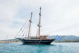 Gulet in Athens / Alimos Marina thumbnail 24