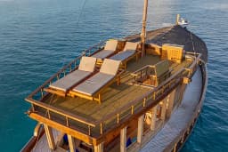 Wooden motor yacht in Maldives / Malé thumbnail 18