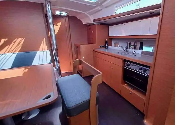 Dufour 430 in Rodi Garganico - Photo 5