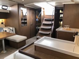 Oceanis 51.1 in Athens / Alimos Marina thumbnail 16