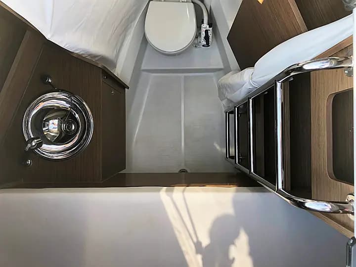 Oceanis 51.1 in Athens / Alimos Marina - Photo 5