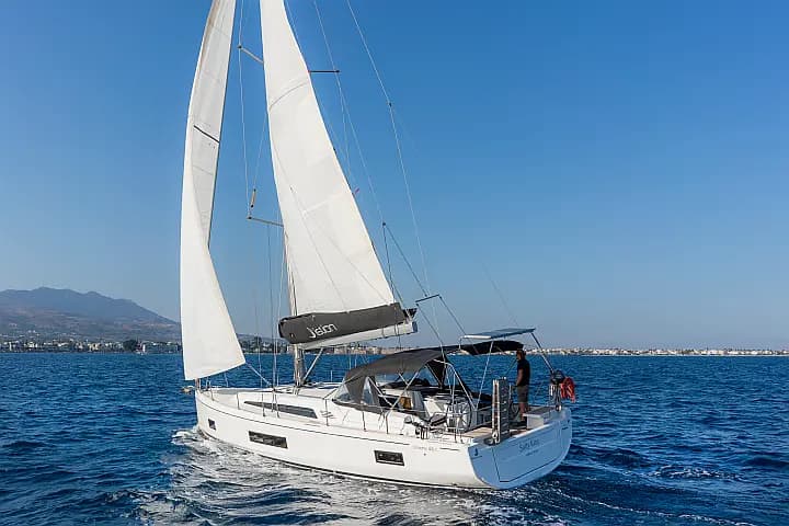 Oceanis 46.1 in Kos / Marina Kos - Photo 4