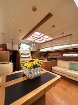 Jeanneau 57 in Athens / Alimos Marina thumbnail 10