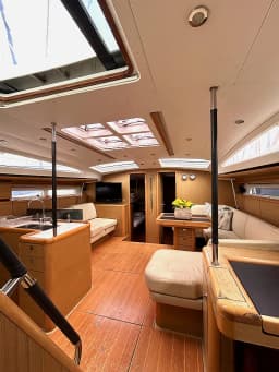 Jeanneau 57 in Athens / Alimos Marina thumbnail 9