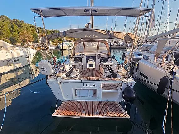 Dufour 360 Grand Large in Rogoznica / Marina Frapa - image 1