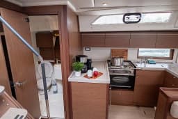 Oceanis 51.1 in Lefkada / D-Marin Marina Lefkas thumbnail 29