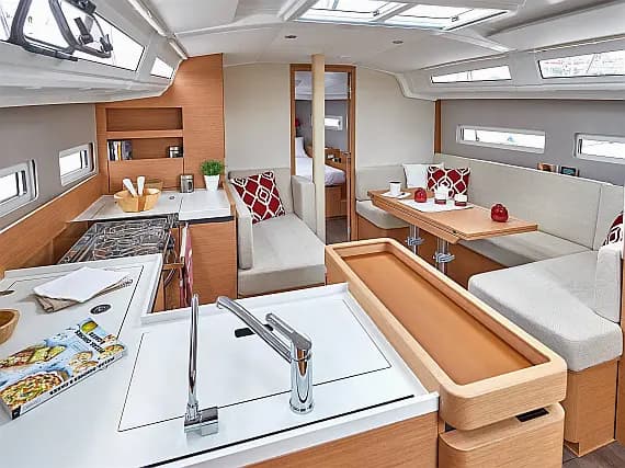 Sun Odyssey 410 in Preveza Main Port - Photo 3