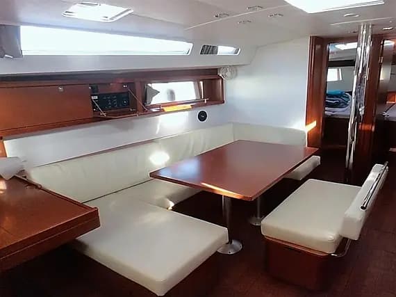 Oceanis 48 in Skiathos - Photo 3