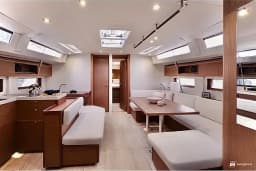 Oceanis 51.1 in Sicily / Furnari / Marina Portorosa thumbnail 2