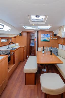 Oceanis 43 in Kos / Marina Kos thumbnail 7