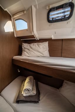Oceanis 46.1 in Athens / Alimos Marina thumbnail 4