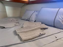 Oceanis 43 in Lefkada / Nikiana Marina thumbnail 36