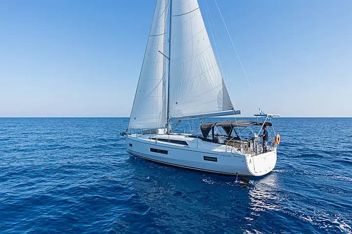 Oceanis 40.1 in Kos / Marina Kos - Photo 4
