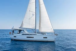 Oceanis 40.1 in Kos / Marina Kos thumbnail 5
