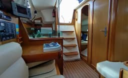 Sun Odyssey 32i in Saint-Quay-Portrieux / Port d'Armor thumbnail 13