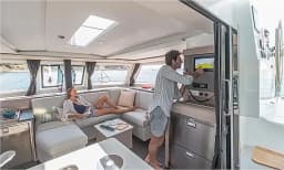 Isla 40 in Athens / Alimos Marina thumbnail 2