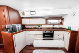 Oceanis 45 in Šibenik / D-Marin Marina Mandalina thumbnail 18