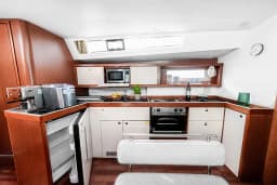 Oceanis 45 in Šibenik / D-Marin Marina Mandalina thumbnail 19