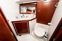 Oceanis 45 in Šibenik / D-Marin Marina Mandalina thumbnail 27