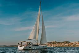 Oceanis 45 in Šibenik / D-Marin Marina Mandalina thumbnail 4