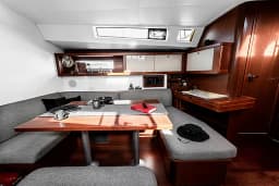 Oceanis 45 in Šibenik / D-Marin Marina Mandalina thumbnail 9