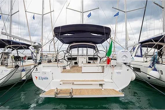 Oceanis 51.1 in Castiglioncello / Marina Cala de' Medici - Photo 1
