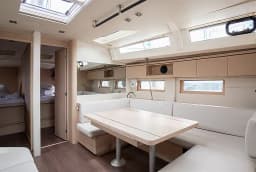 Oceanis 51.1 in Castiglioncello / Marina Cala de' Medici thumbnail 14