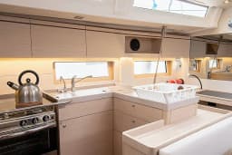 Oceanis 51.1 in Castiglioncello / Marina Cala de' Medici thumbnail 18