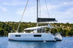 Lagoon 40 in Primošten / Marina Kremik thumbnail 8