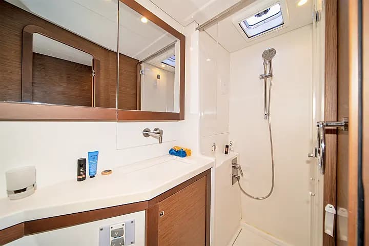 Lagoon 450 Fly in Rhodes New Marina - Photo 5