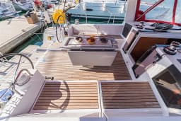 Oceanis 45 in Split / ACI Marina Split thumbnail 23