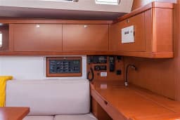 Oceanis 45 in Split / ACI Marina Split thumbnail 33