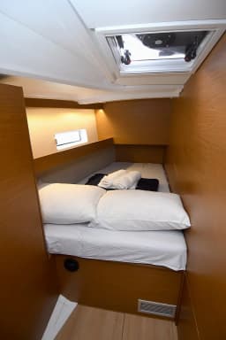 Sun Odyssey 490 in Dubrovnik / ACI Marina Dubrovnik thumbnail 13