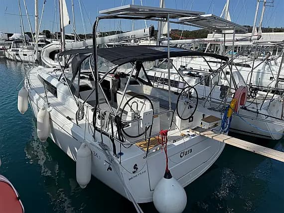 Oceanis 34.1 in Sukošan / D-Marin Dalmacija Marina - Photo 1