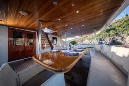 Motoryacht in Rijeka thumbnail 18