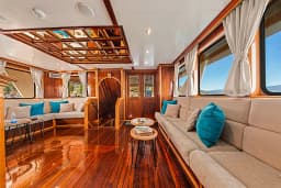 Motoryacht in Rijeka thumbnail 35