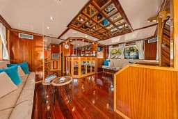 Motoryacht in Rijeka thumbnail 36