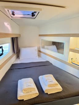 Isla 40 in Preveza Main Port thumbnail 5