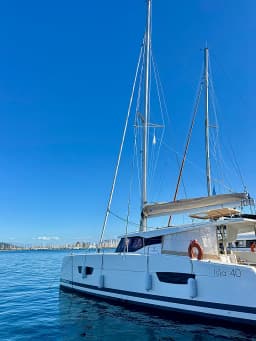 Isla 40 in Preveza Main Port thumbnail 8