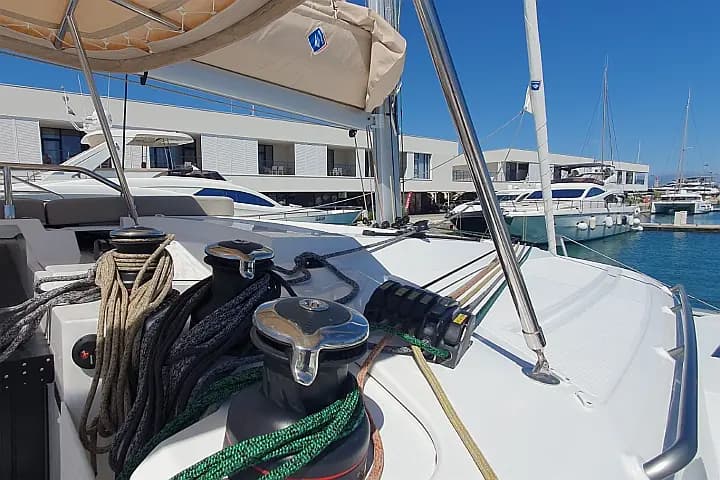 FP 44 in Seget Donji / Marina Baotić - Photo 4