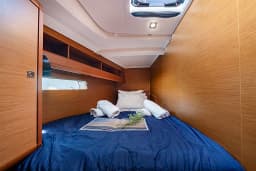 Sun Odyssey 479 in Lefkada / Nydri / Hotel Armonia thumbnail 10