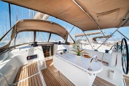 Sun Odyssey 479 in Lefkada / Nydri / Hotel Armonia thumbnail 15