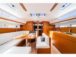 Sun Odyssey 479 in Lefkada / Nydri / Hotel Armonia thumbnail 2