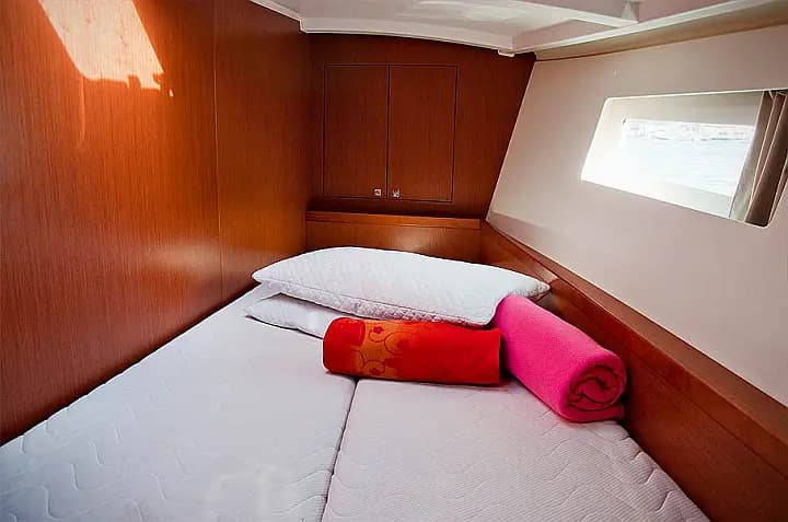 Oceanis 45 in Bocca di Magra - Photo 5