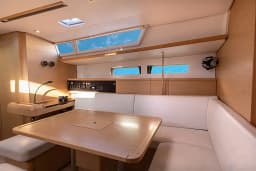 Sun Odyssey 479 in Sardinia / Olbia / Marina di Olbia thumbnail 13