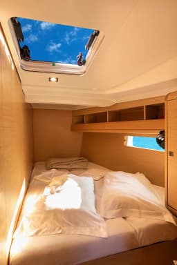 Sun Odyssey 479 in Sardinia / Olbia / Marina di Olbia thumbnail 7