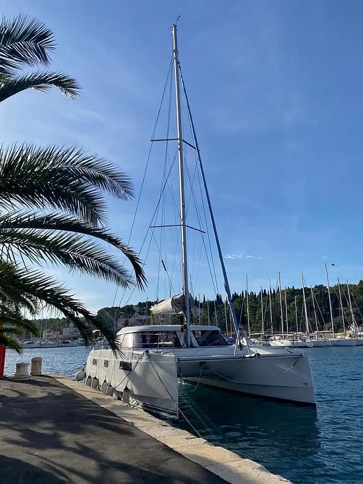 Nautitech 40 Open in Primošten / Marina Kremik - Photo 4
