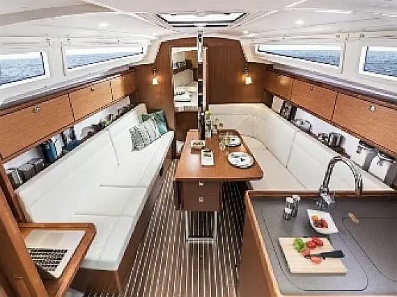 Bavaria Cruiser 34 in Stockholm - Saltsjöbaden / Saltsjö Pir Marina - Photo 3